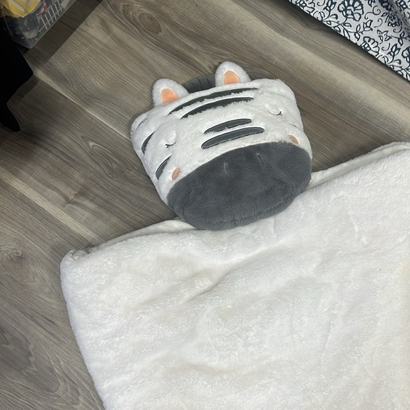 Toddler size fuzzy sleeping bag - Picture 4 of 8